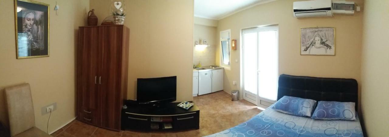Risan Center Apartment Exterior photo